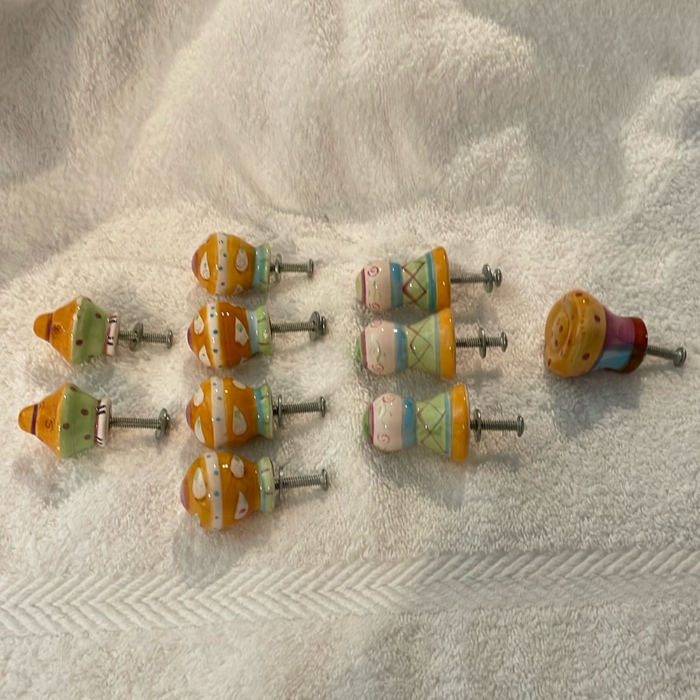 10 piece mix/match hand painted cabinet drawer knobs like Mackenzie Childs